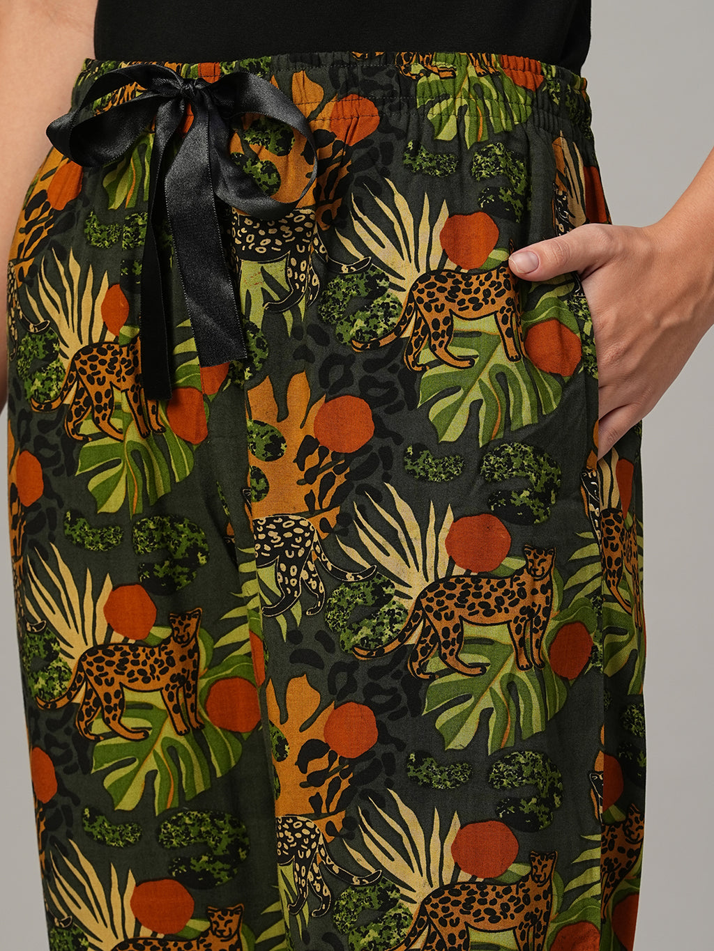 Women's Multi 100% Viscose Regular Fit Pyjama