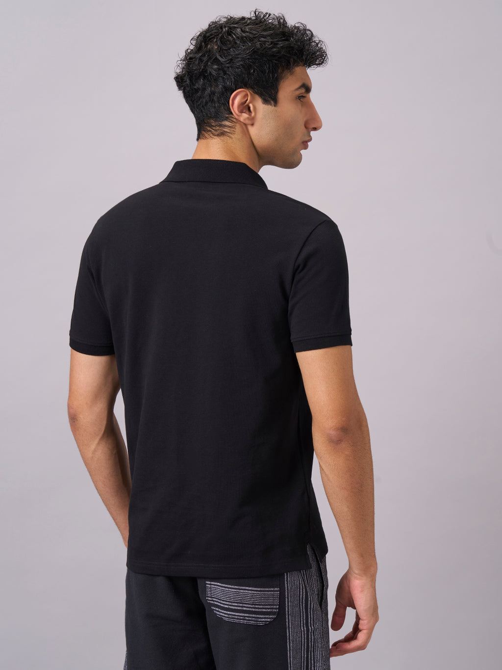 Men's Black 100% Organic Cotton Regular Fit Tshirt
