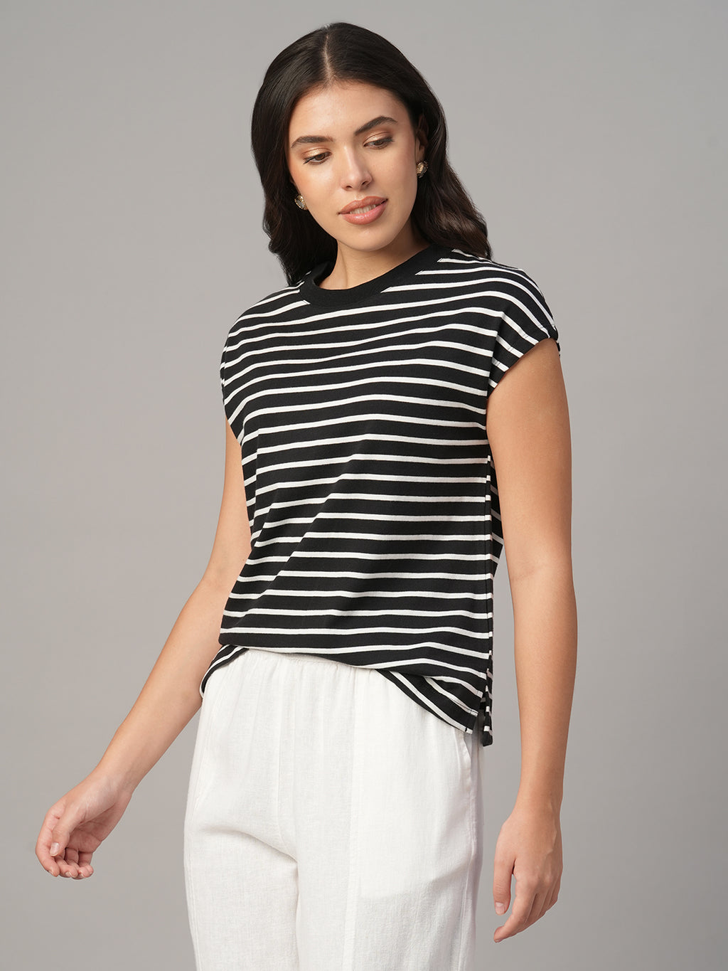 Women's Black 100% Organic Cotton Regular Fit Tshirt