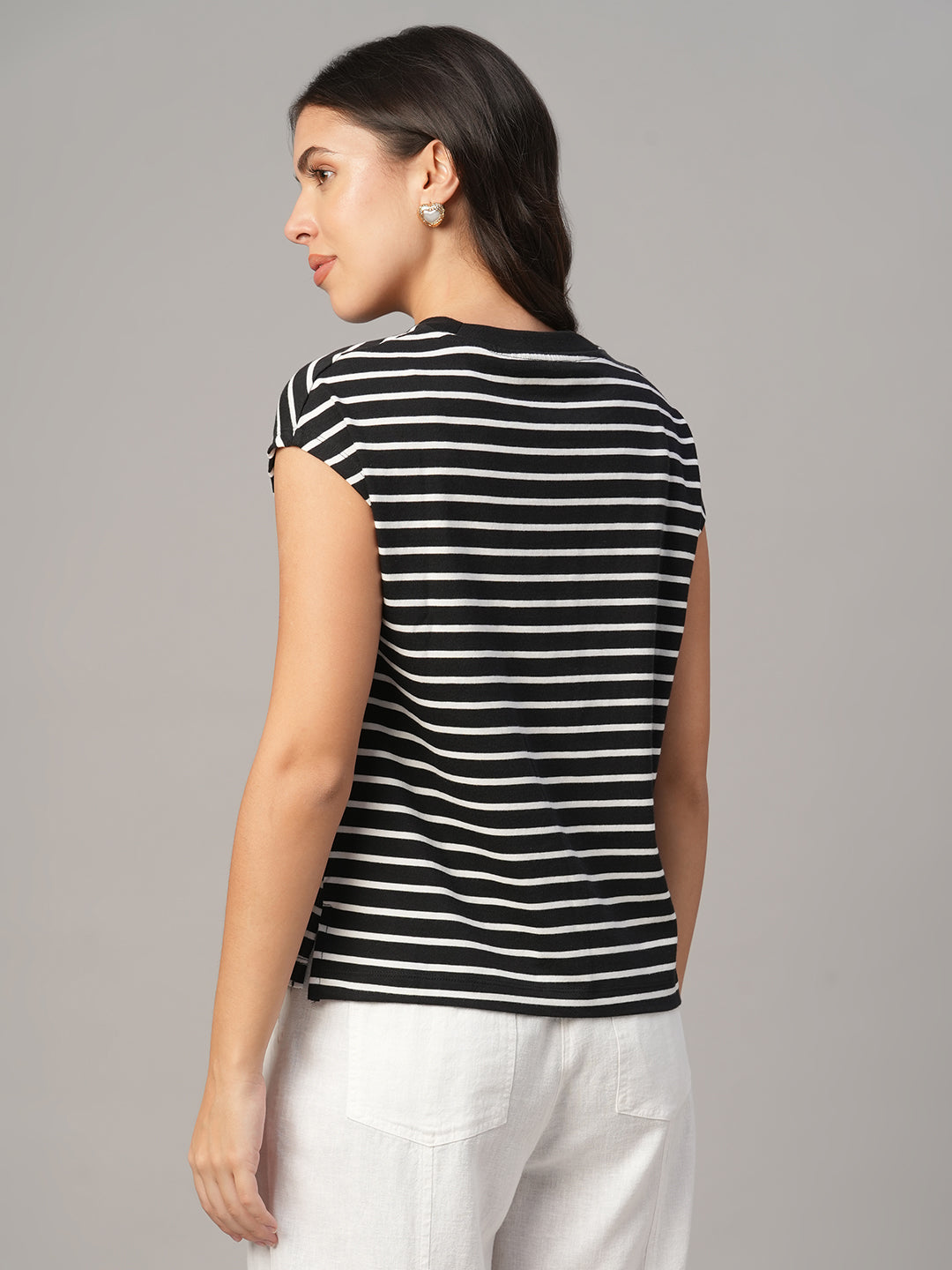 Women's Black 100% Organic Cotton Regular Fit Tshirt