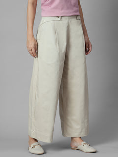 Women's Beige Cotton Lycra Regular Fit Pant