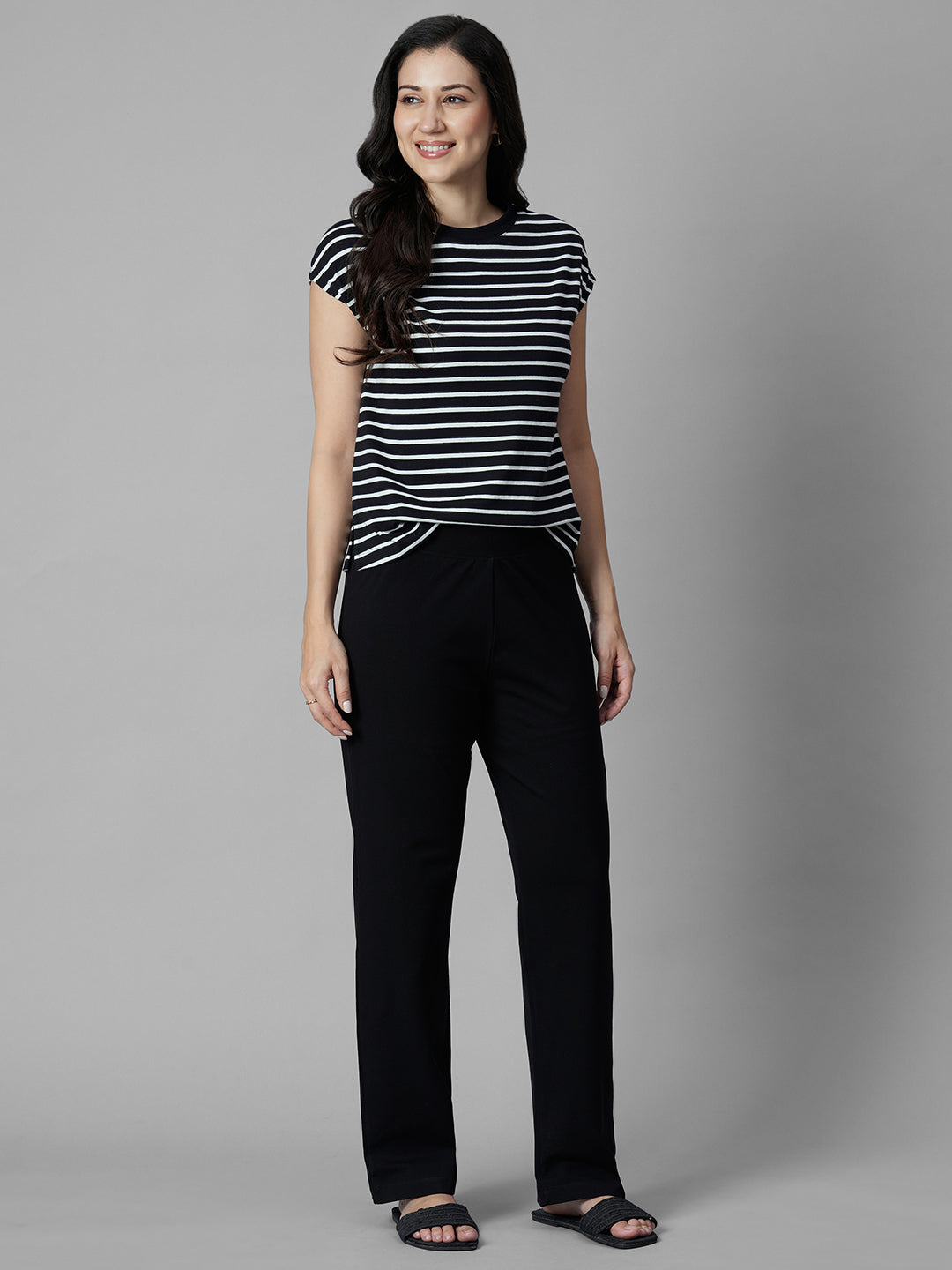 Women's Black Cotton Elastane Regular Fit Knit Pant