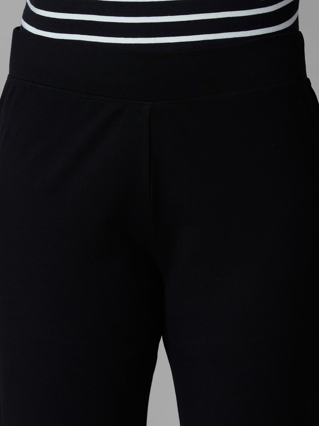 Women's Black Cotton Elastane Regular Fit Knit Pant
