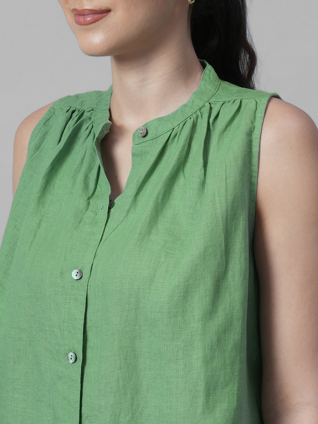 Women's Green 100% Linen Regular Fit Blouse