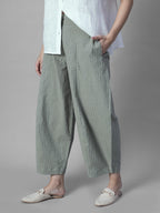 Women's Sage Cotton Lycra Barrel Leg Pant