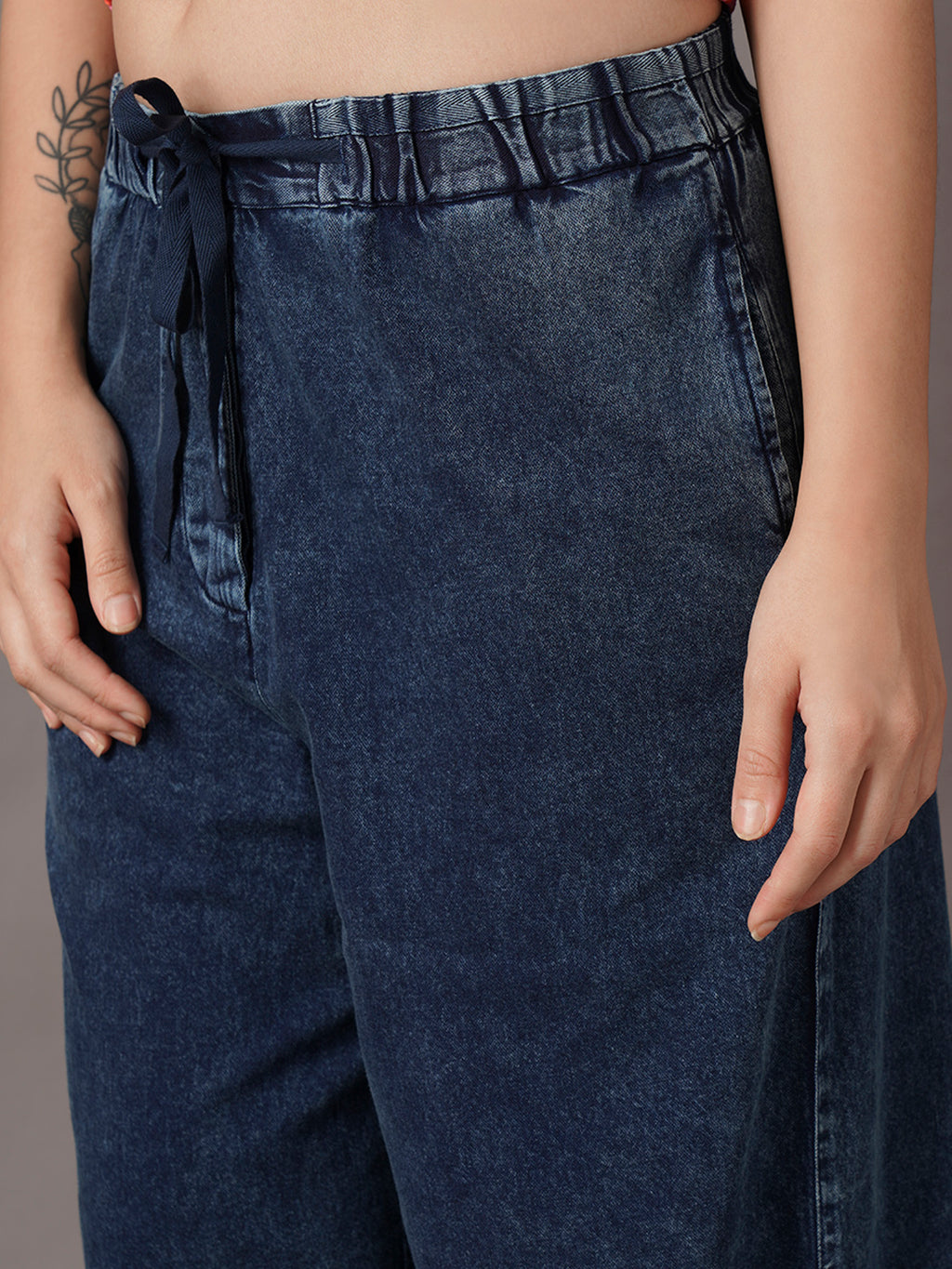 Women's Denim Blue 100% Cotton Straight Fit Pant