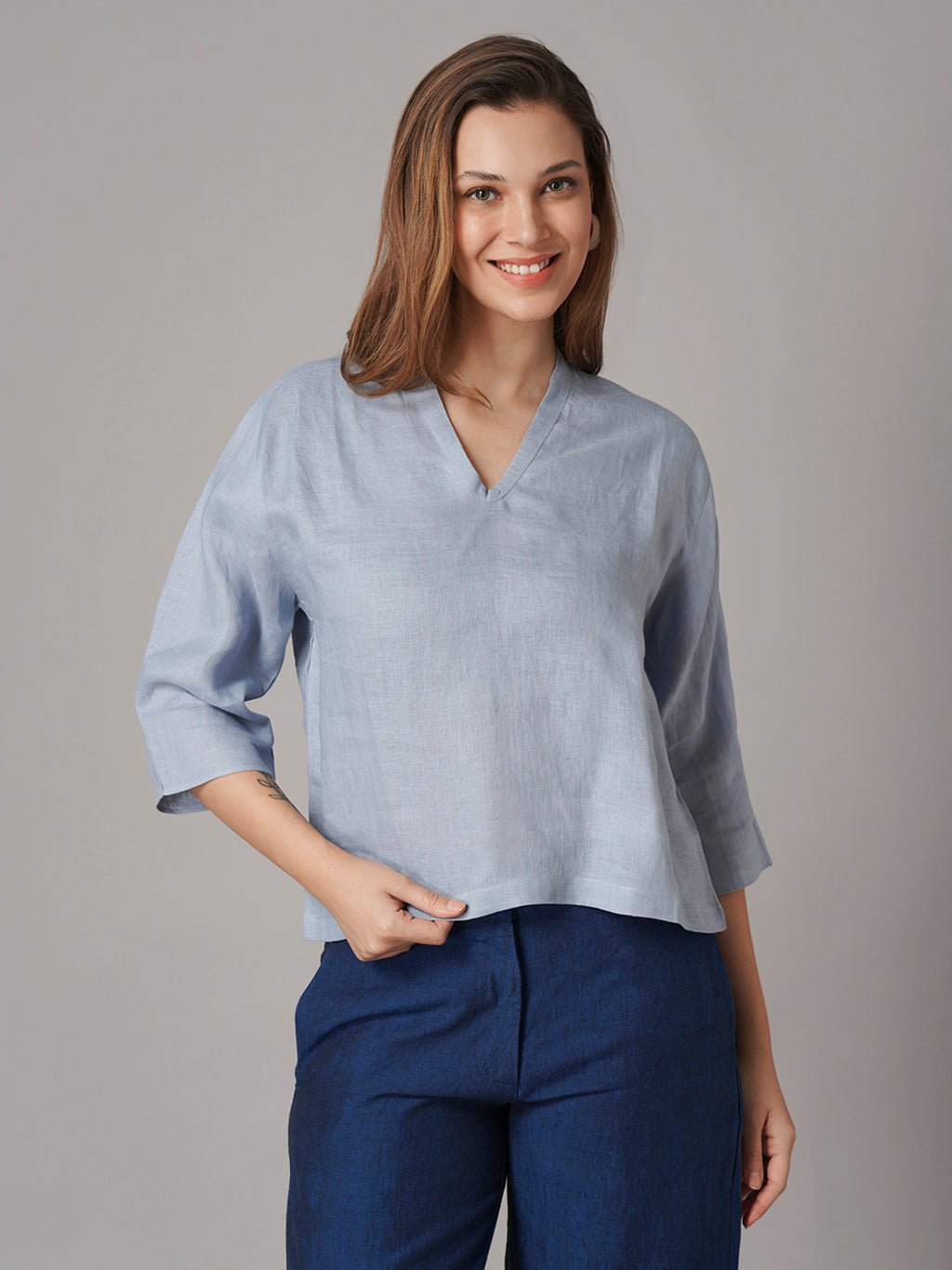 Women's Light Blue 100% Linen Regular Fit Blouse