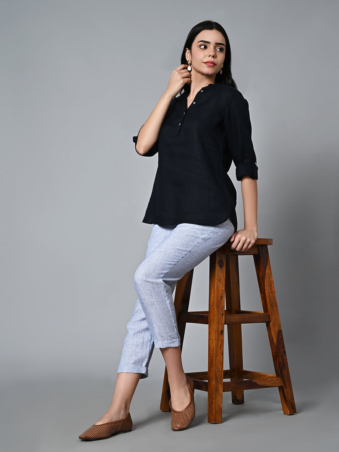 Women's Navy Linen Regular Fit Blouse