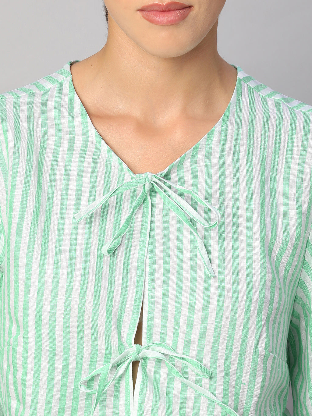 Women's Green 100% Linen Regular Fit Blouse