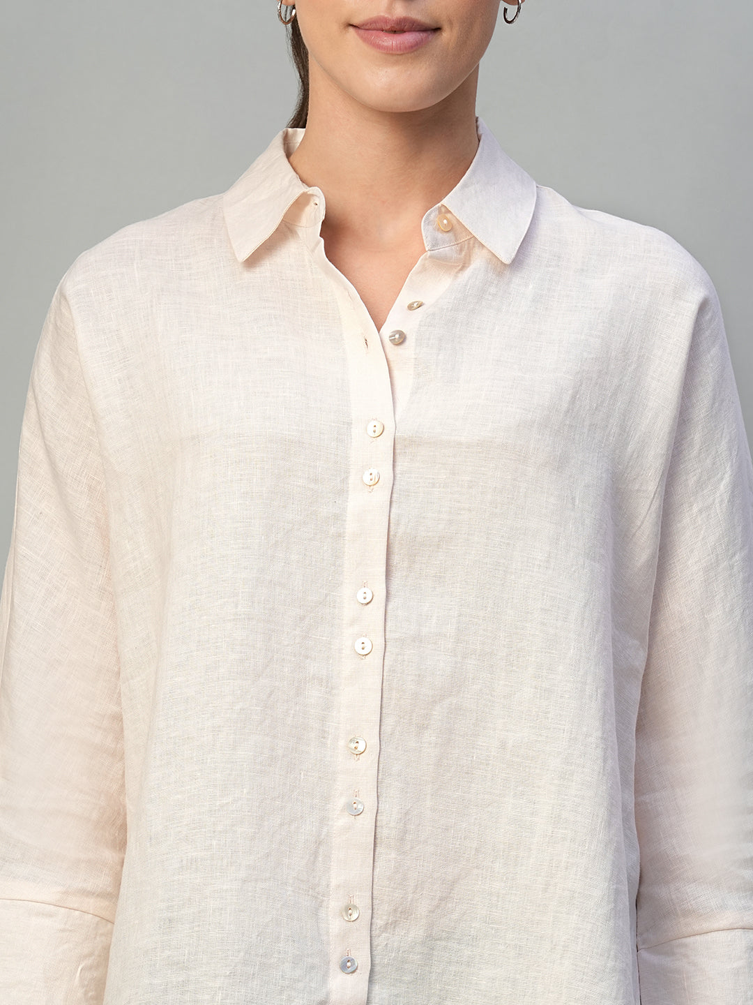 Women's Offwhite 100% Linen Regular Fit Blouse