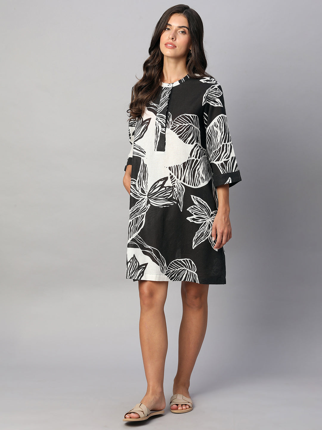 Women's White/Black Cotton Flax Regular Fit Dress