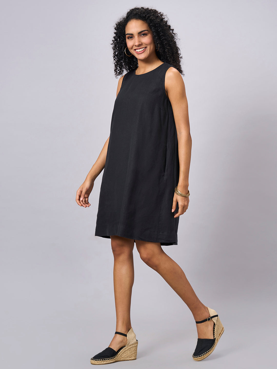 Women's Black 100% Linen Regular Fit Dress