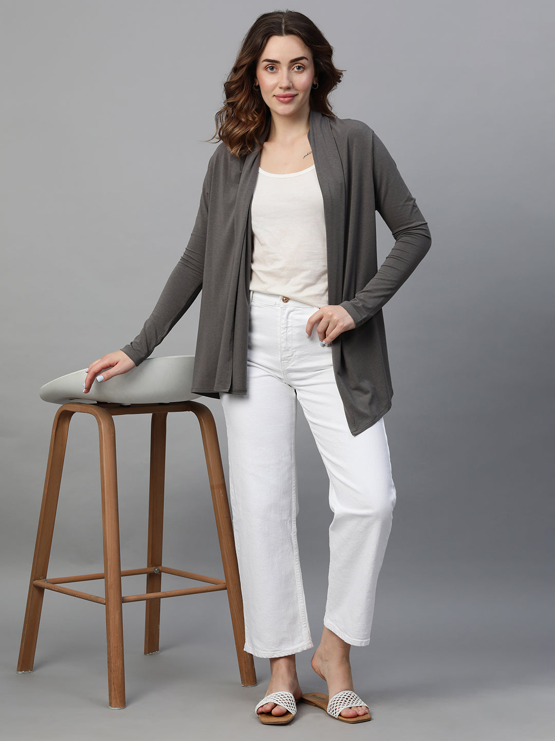 Women's Grey Cotton Bamboo Elastane Regular Fit Shrug