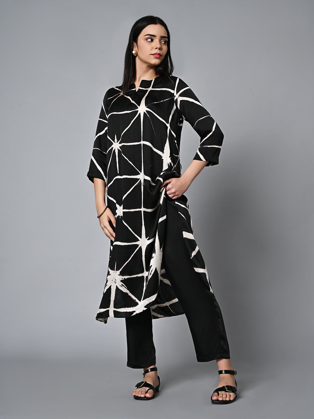 Women's Black Viscose Modal Regular Fit Kurta