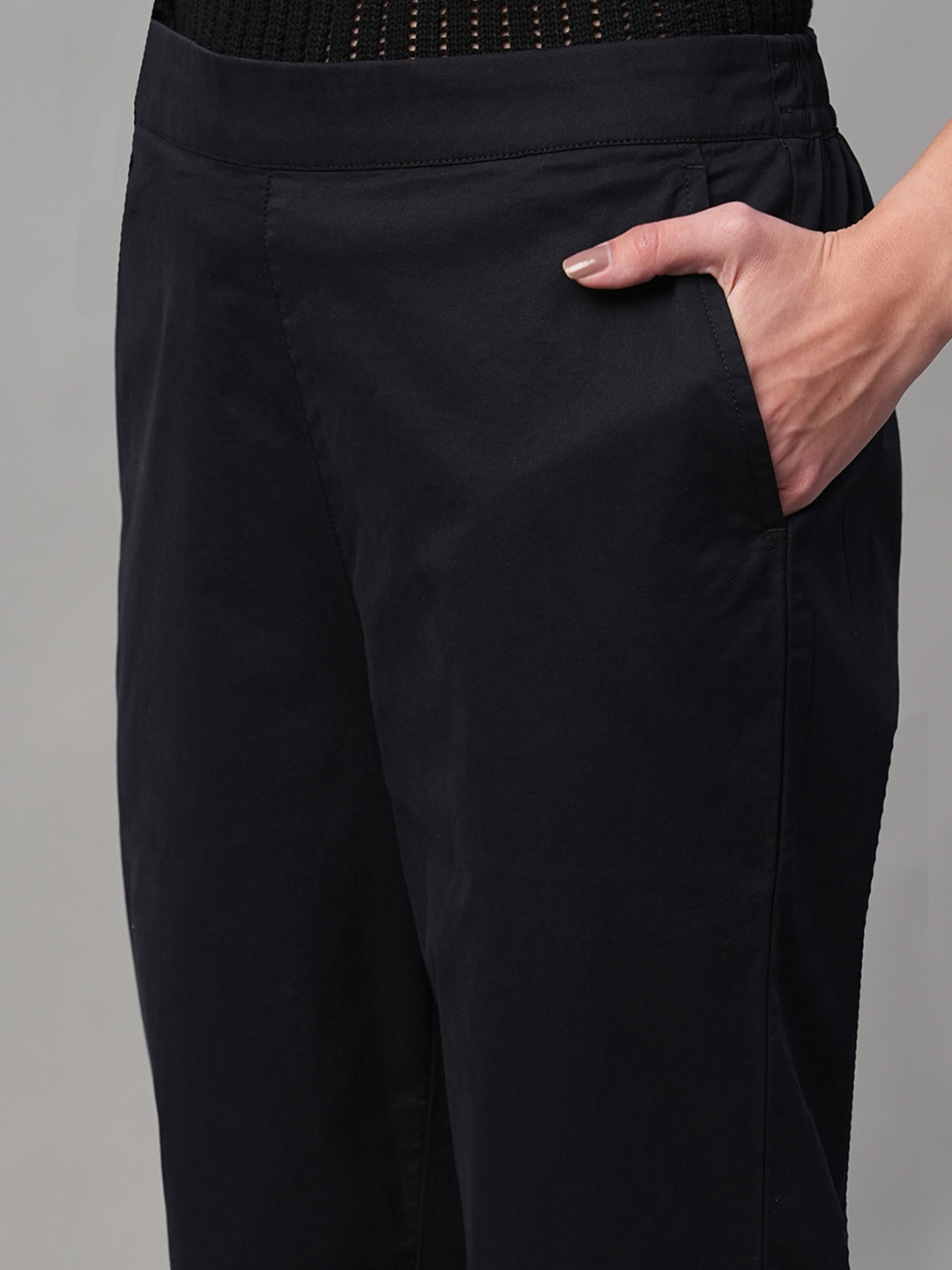 Women's Black Cotton Lycra Regular Fit Pant