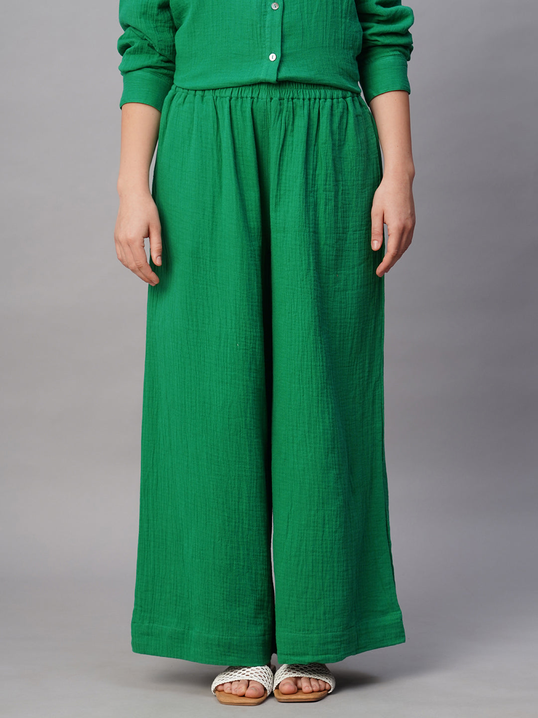 Women's Green Cotton Regular Fit Pant