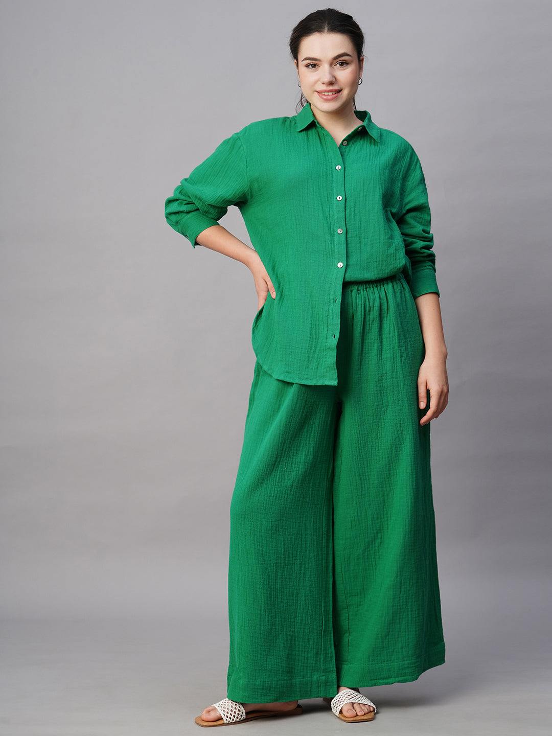 Women's Green Cotton Regular Fit Pant