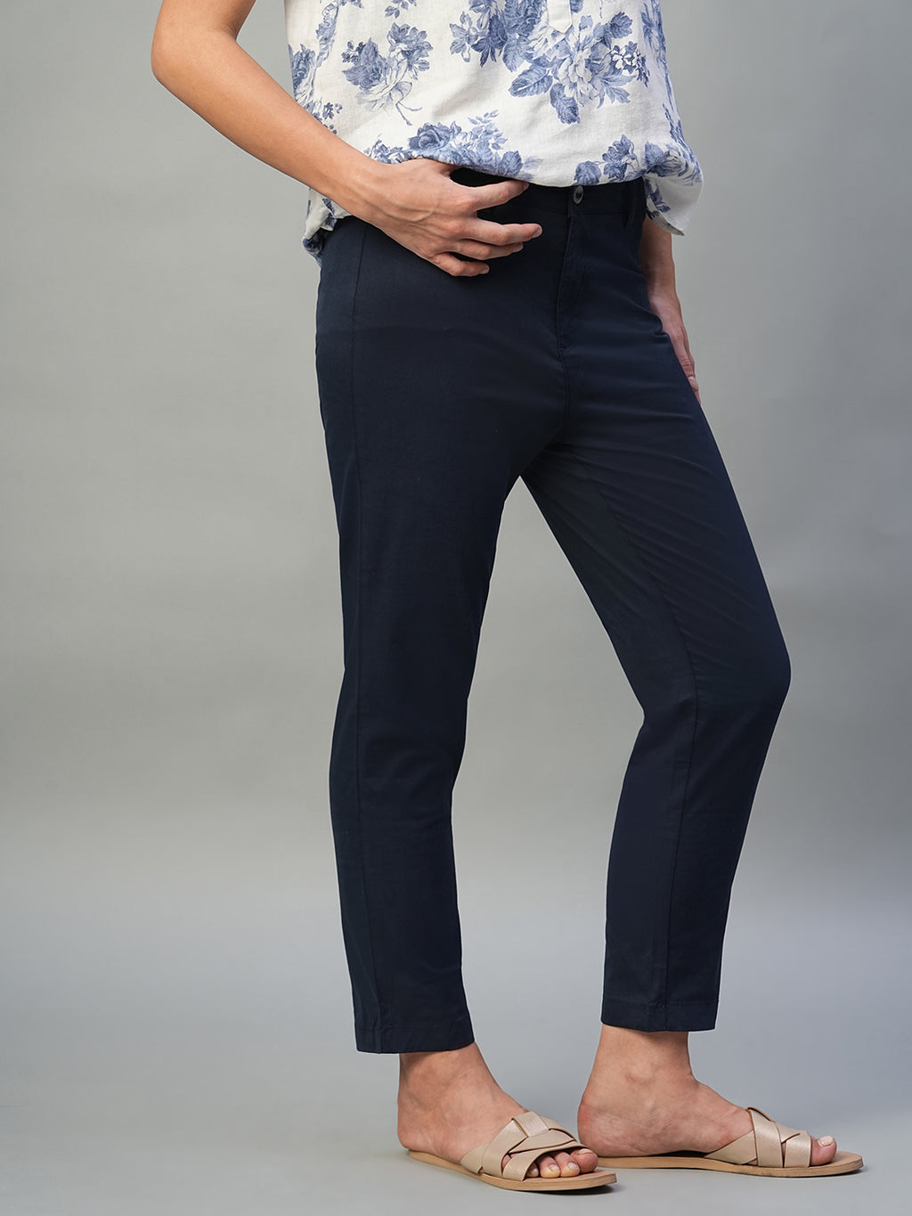 Women's Navy Cotton Lycra Regular Fit Pant