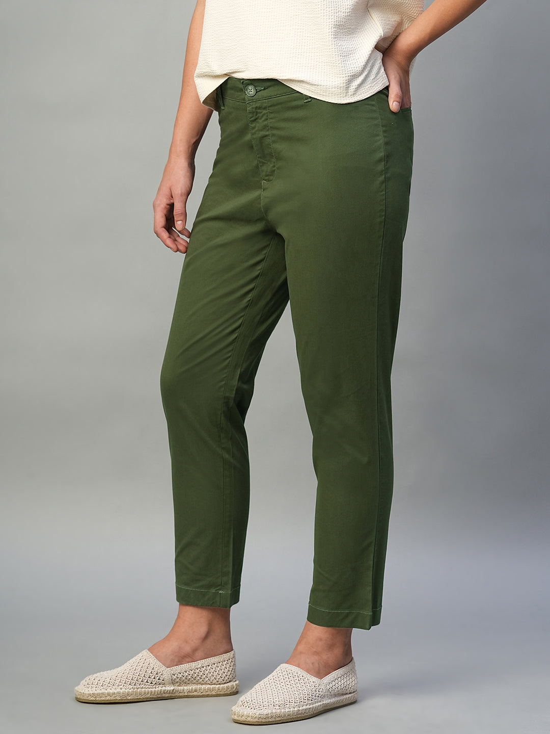 Women's Olive Cotton Lycra Regular Fit Pant