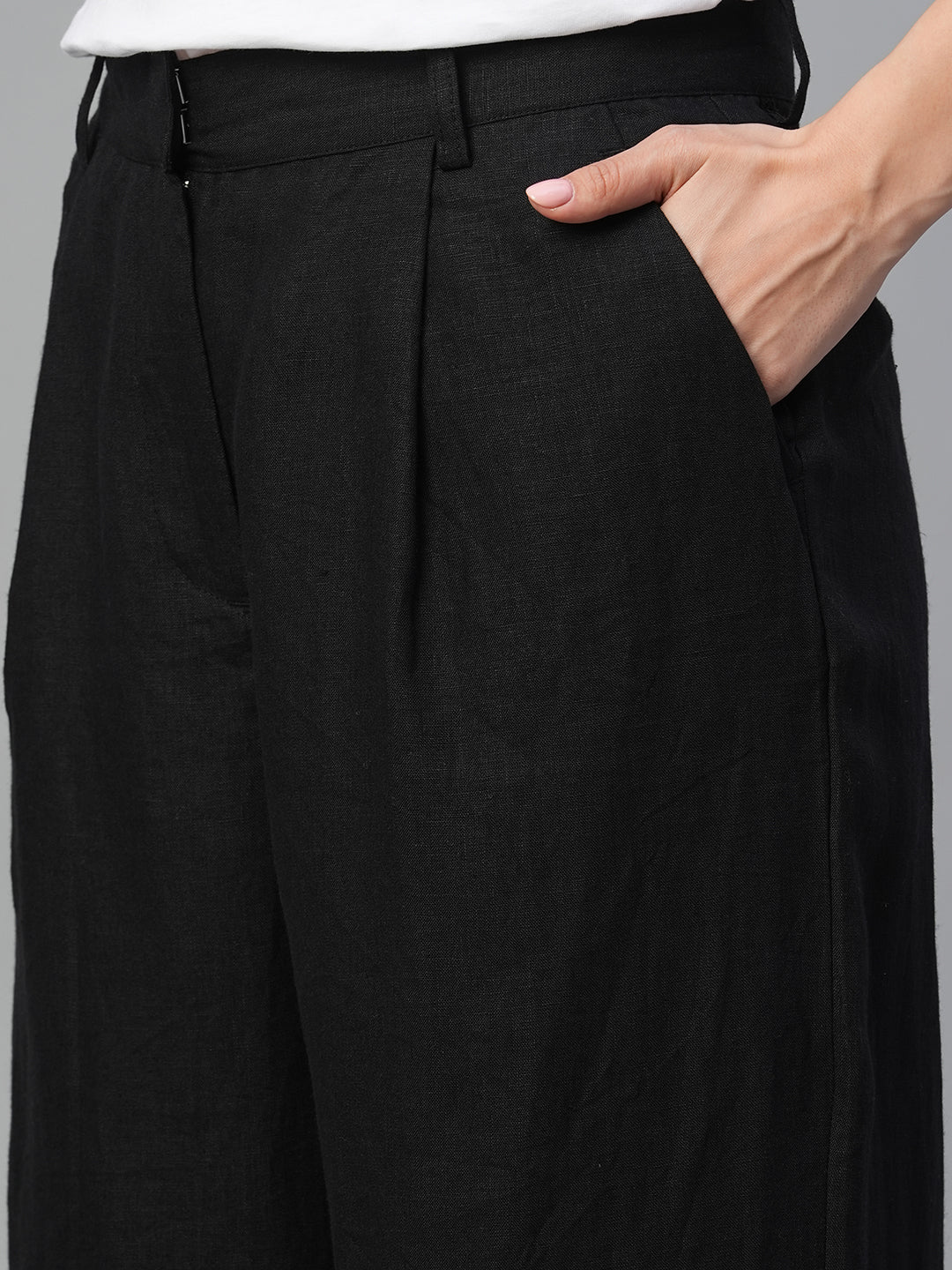 Women's Black 100% Linen Regular Fit Pant