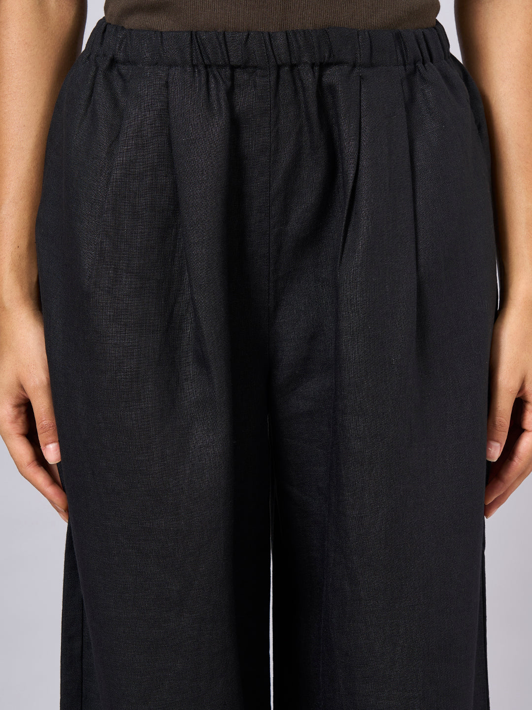 Women's Black 100% Linen Regular Fit Pant