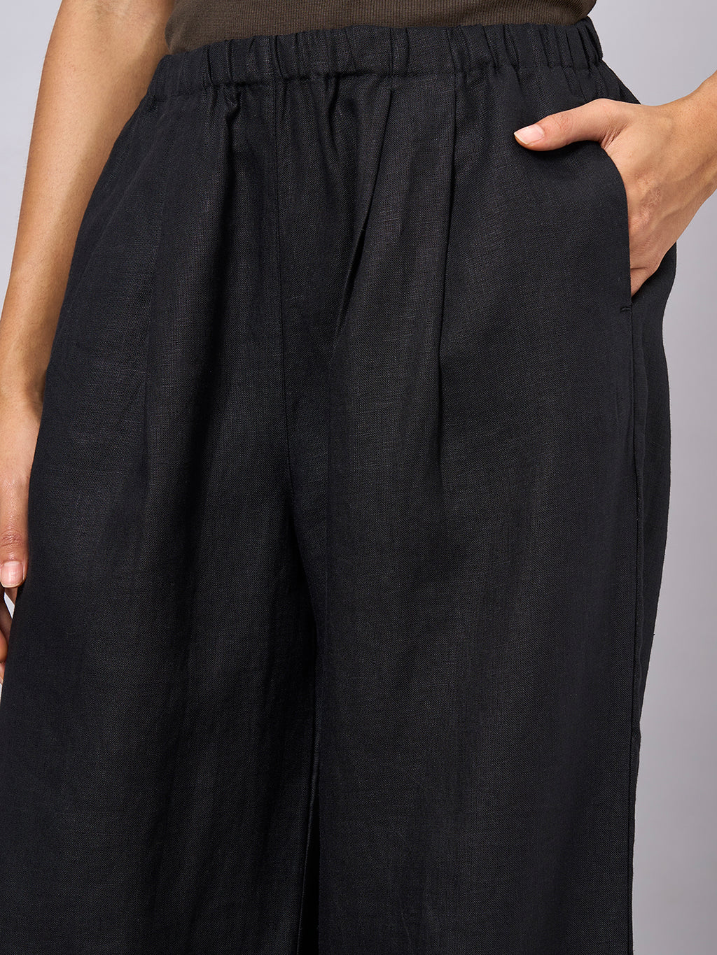 Women's Black 100% Linen Regular Fit Pant