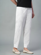 Women's White Cotton Lycra Regular Fit Pant