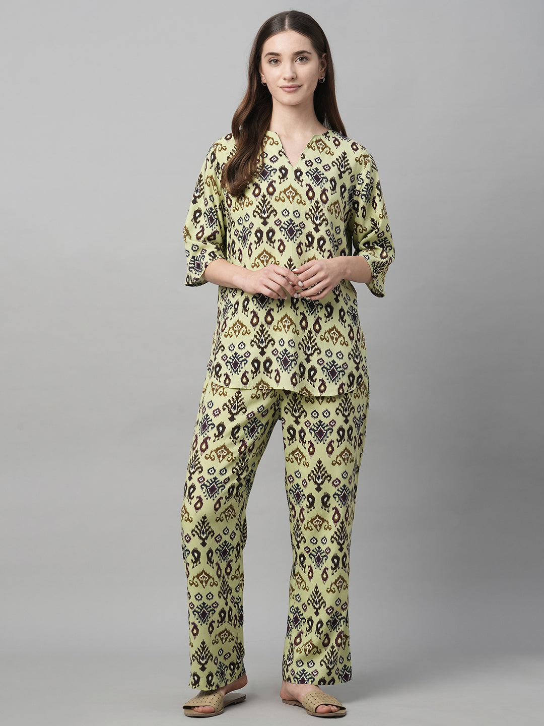 Women's Green Viscose Regular Fit Pyjama Suit