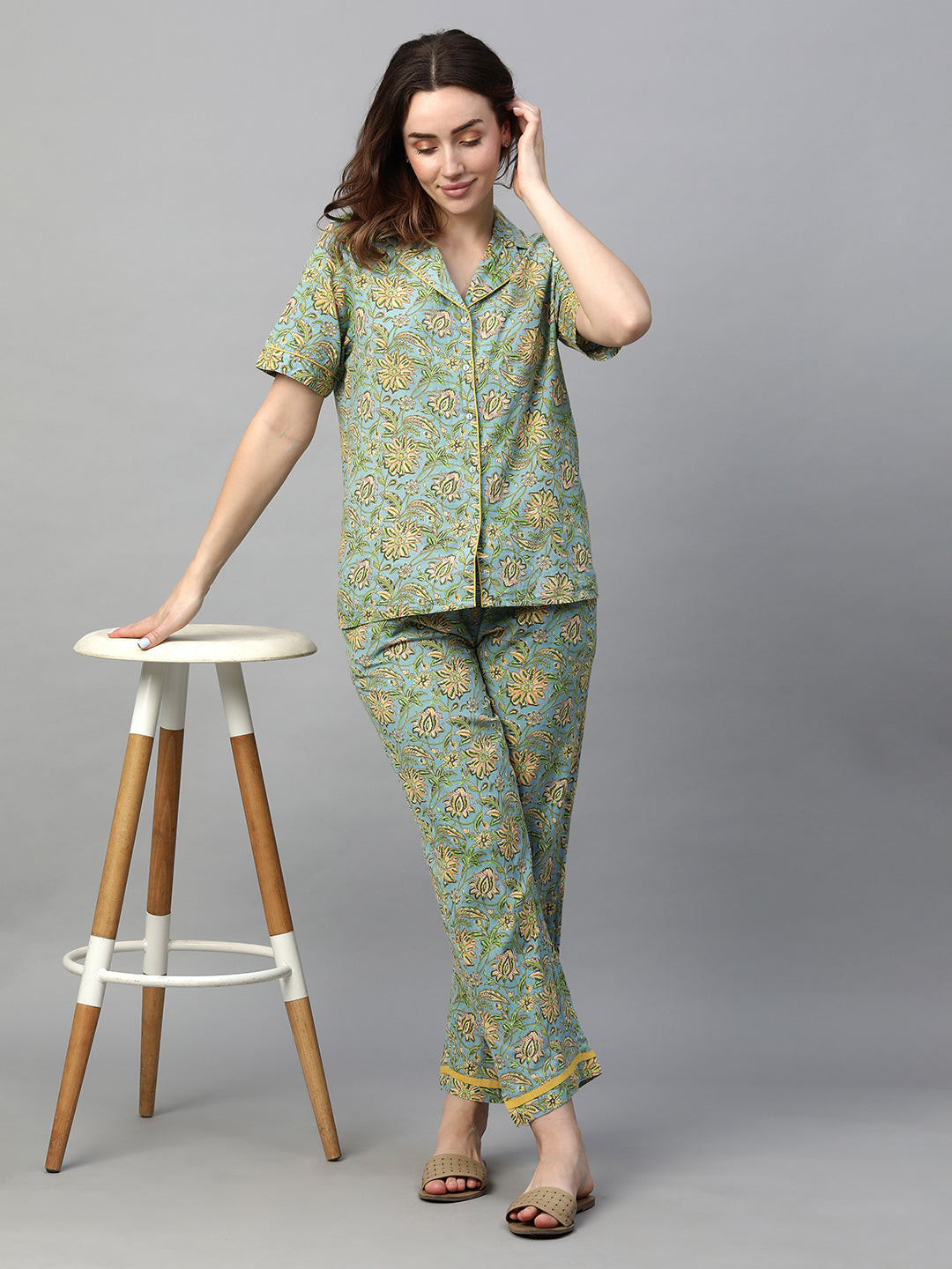 Women's Multi Cotton Regular Fit Pyjama Suit