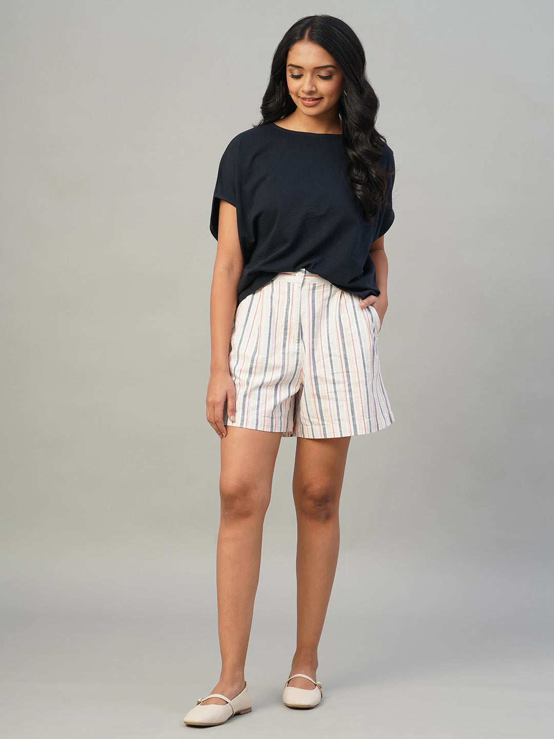 Women's Natural Cotton Linen Regular Fit Shorts