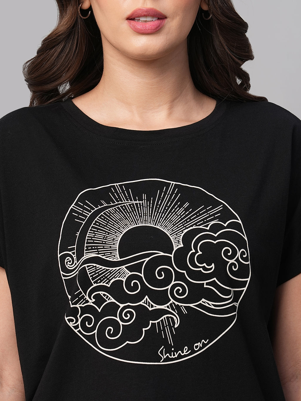 Women's Black 100% Cotton Regular Fit Tshirt