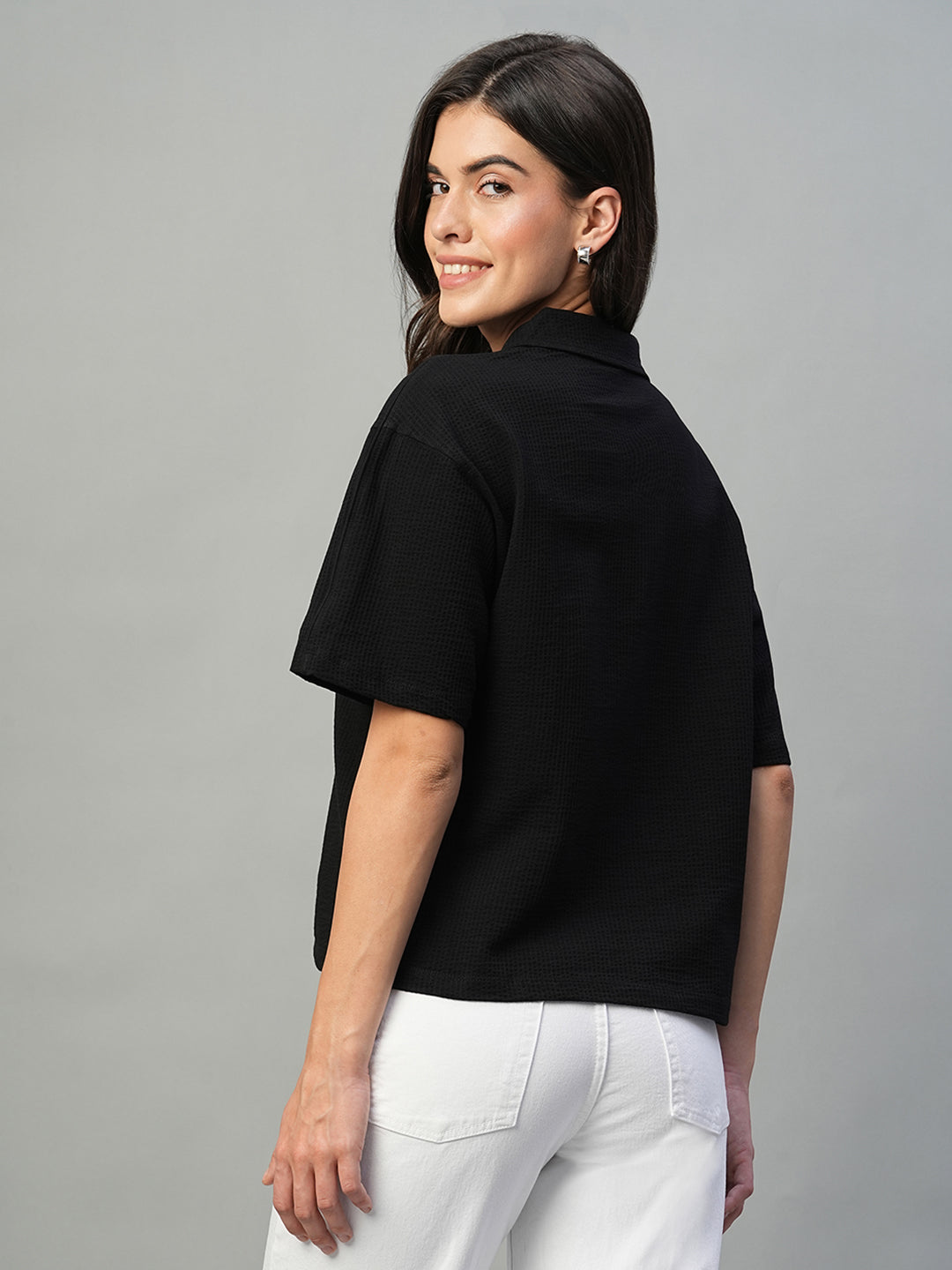 Women's Black Cotton Elastane Regular Fit Tshirt