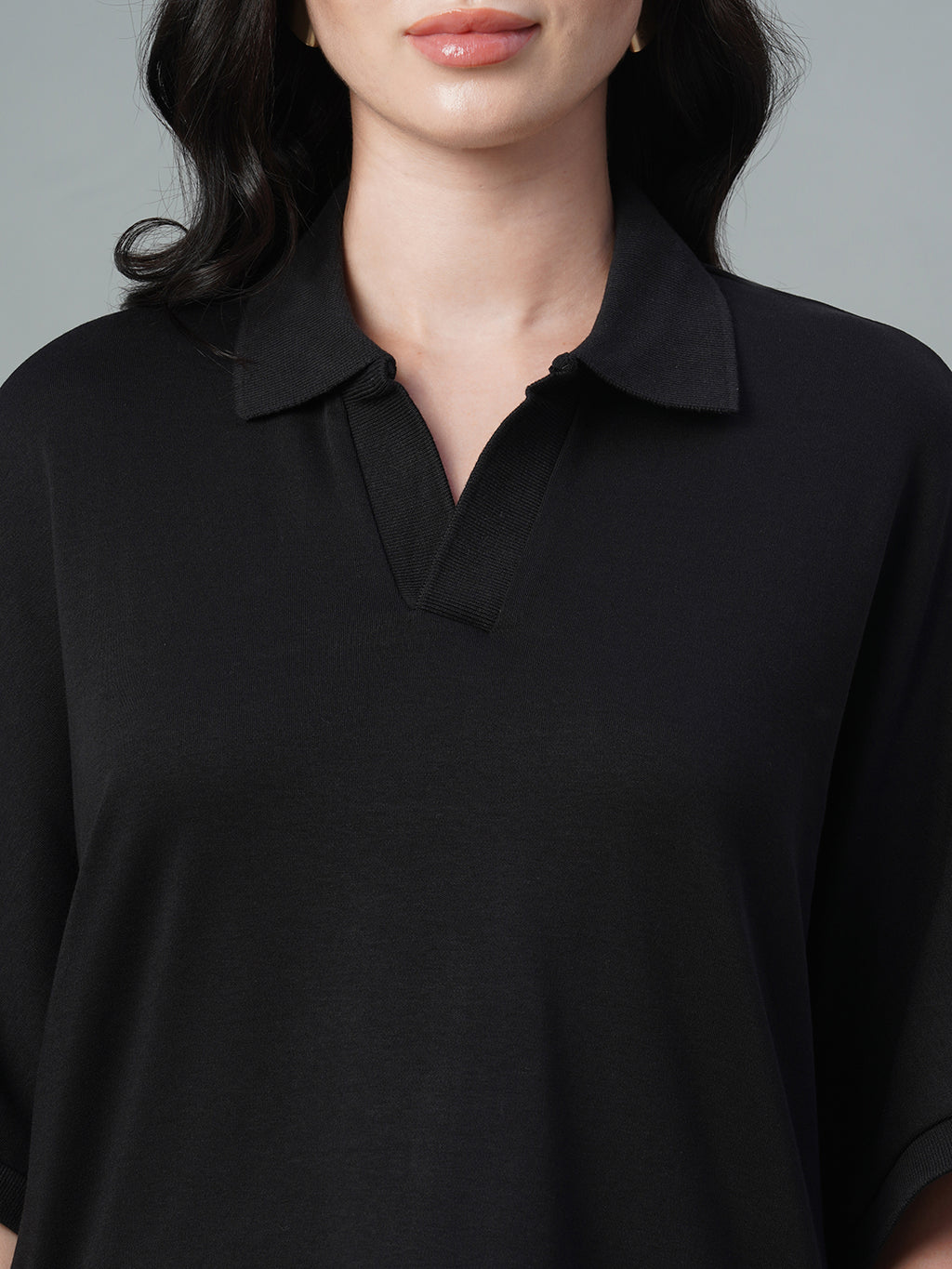 Women's Black 100% Cotton Regular Fit Tshirt