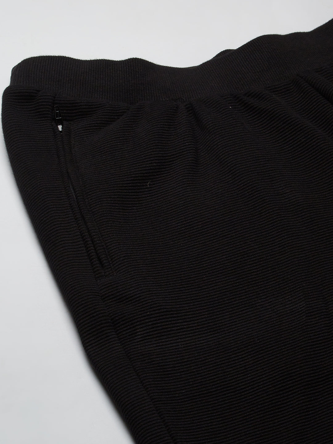 Men's Black 100% Cotton Regular Fit Knit Shorts