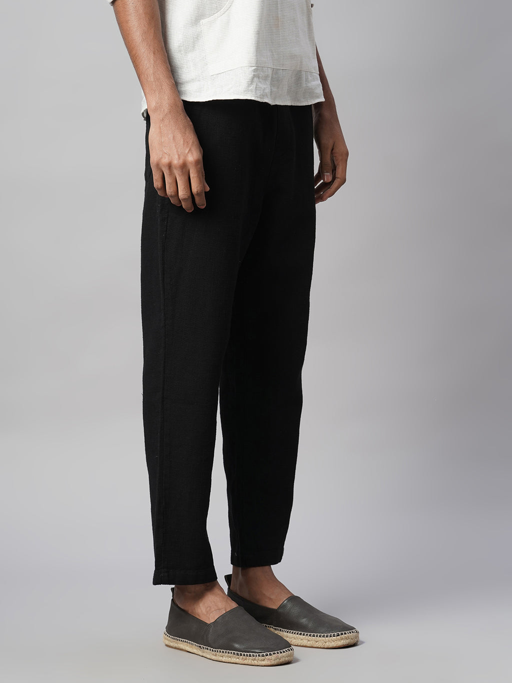 Men's Black 100% Cotton Regular Fit Pant