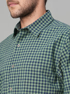 Men's Green Cotton Lycra Regular Fit Shirt
