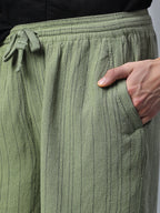 Men's Green Linen Viscose Regular Fit Shorts