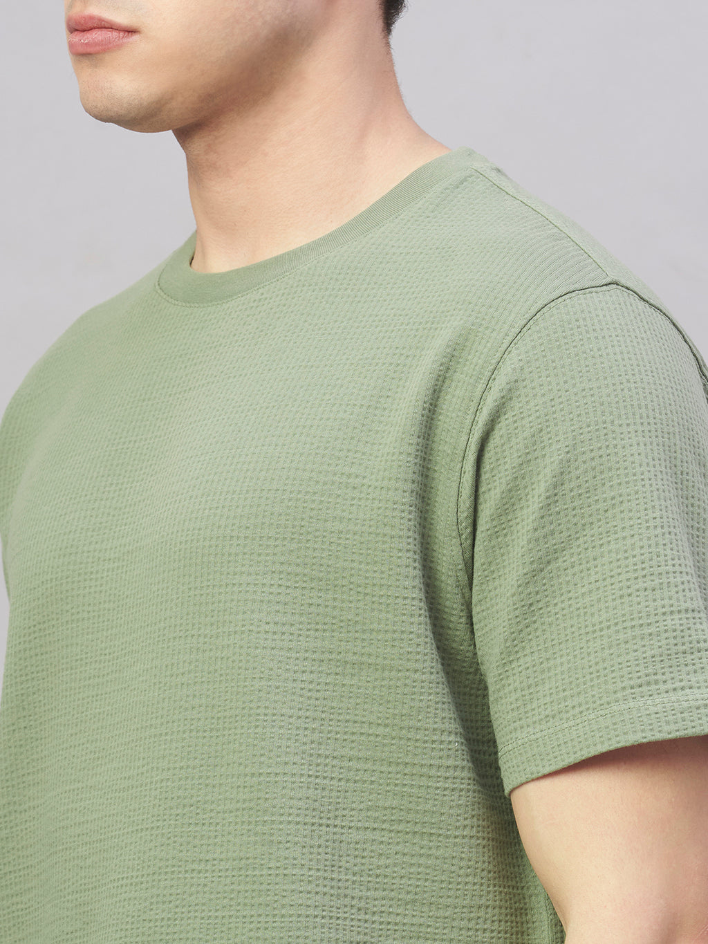 Men's Green Cotton Elastane Regular Fit Tshirt