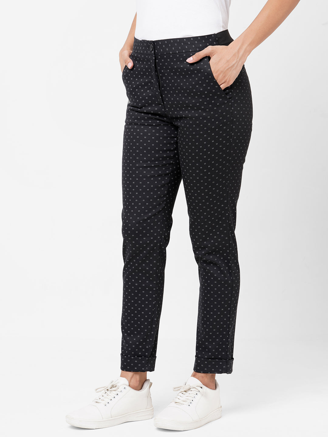 Women's Black Cotton Lycra Slim Fit Pant